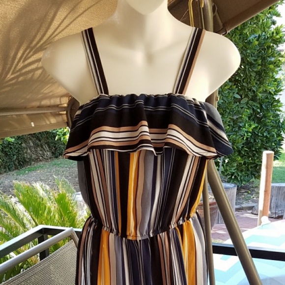 No Boundaries Pants - SALE 🌖 NWOT Vertical Stripe Ruffle Pant Romper